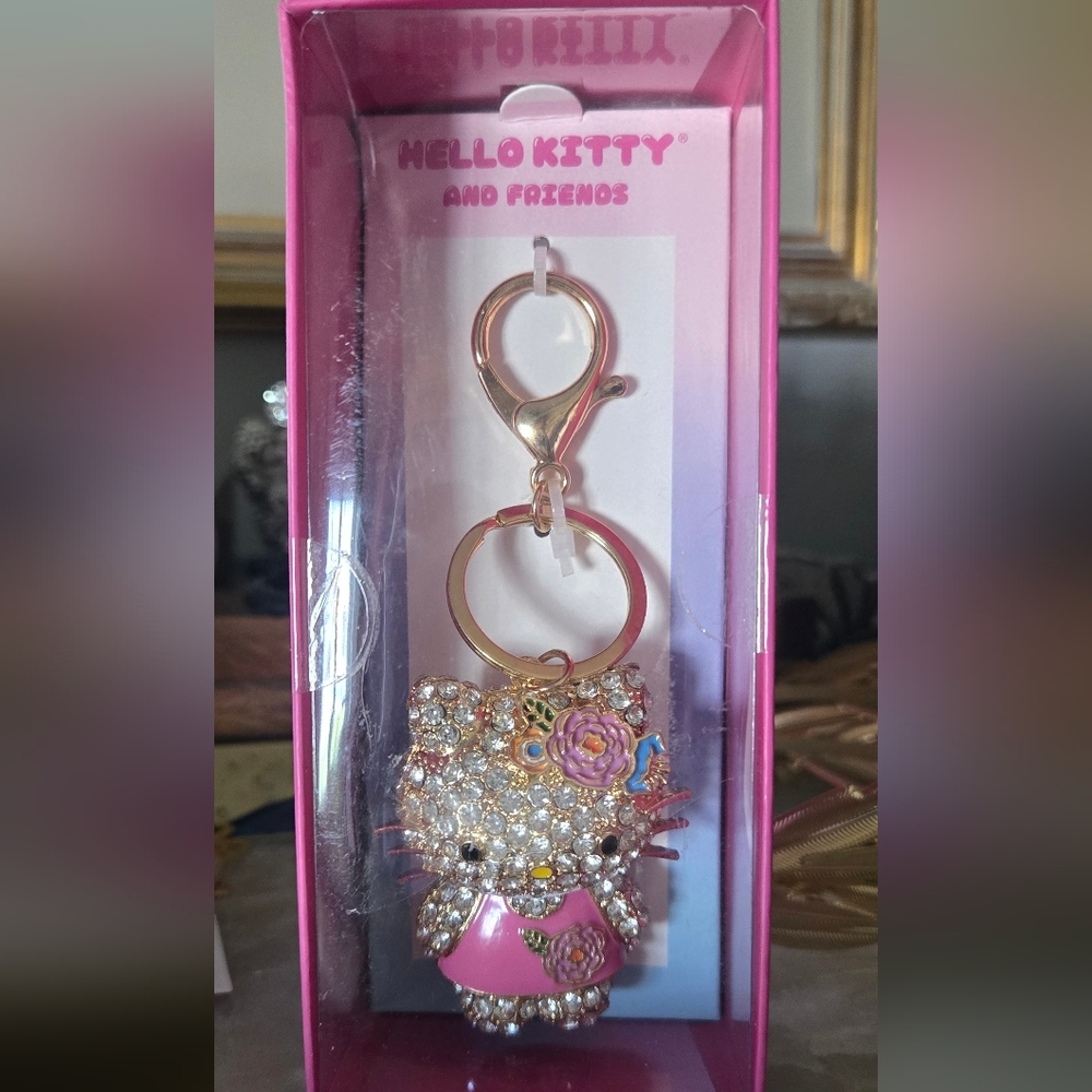 Hello Kitty Pave Rhinestone Bag Charm Keyring, New In Box - Picture 2 of 3